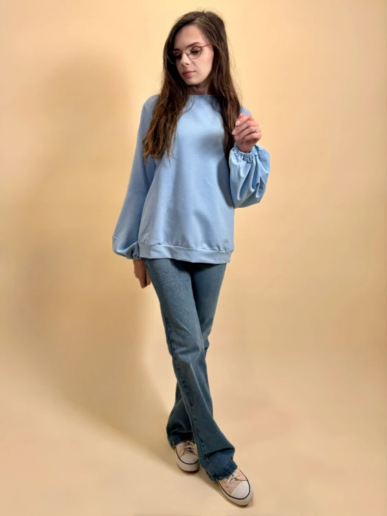 bluza-blekitna-jasne-chlodne-zgaszone-lato (1).jpeg